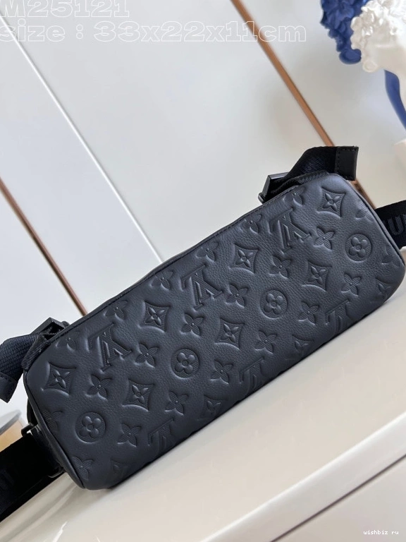WIS PM-33*22.5*11CM Messenger VUITTON LOUIS Voyager 0924